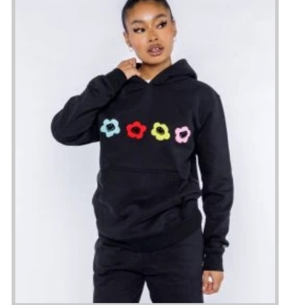 BSR by Samii Ryan x The Smiley Company black floral smile hoodie